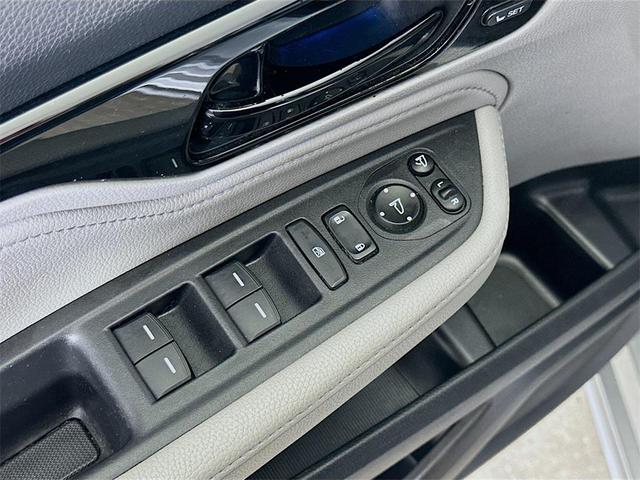 Photo of 2020 Lunar Silver Metallic Honda Odyssey