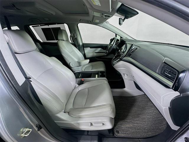 Photo of 2020 Lunar Silver Metallic Honda Odyssey
