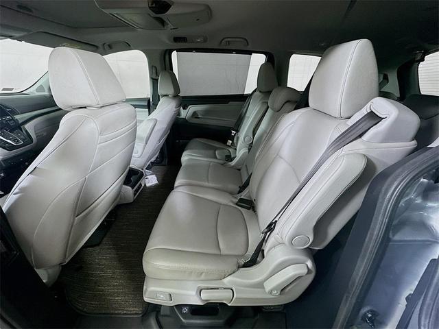 Photo of 2020 Lunar Silver Metallic Honda Odyssey