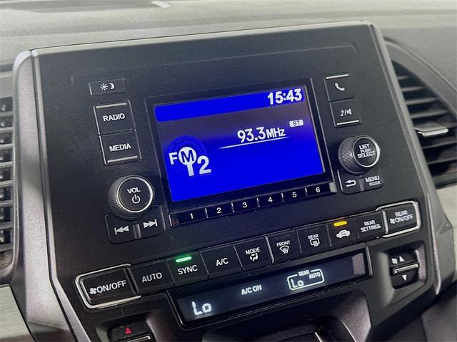 Photo of 2021 Obsidian Blue Pearl Honda Odyssey