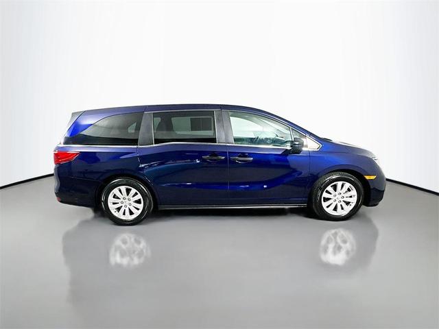 Photo of 2021 Obsidian Blue Pearl Honda Odyssey