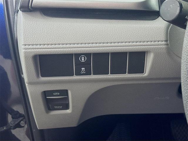 Photo of 2021 Obsidian Blue Pearl Honda Odyssey