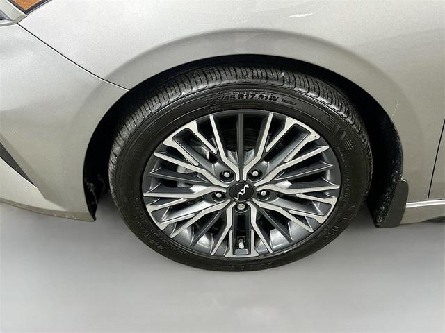 Photo of 2023 Steel Gray Kia Forte
