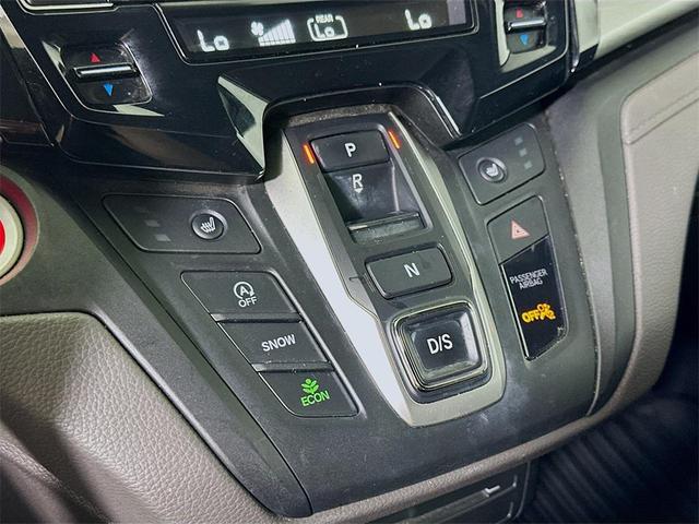 Photo of 2020 Brown Honda Odyssey