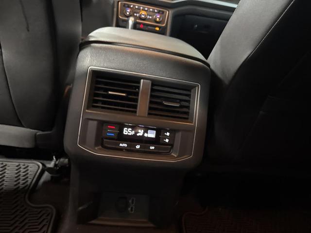 Photo of 2019 Platinum Gray Metallic Volkswagen Atlas
