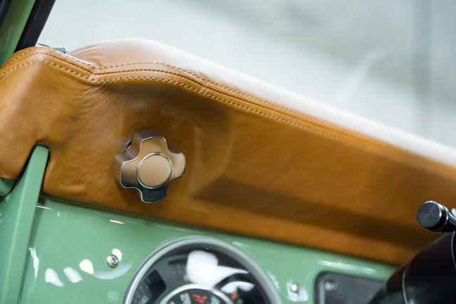 Photo of 1972 Boxwood Green Ford Bronco