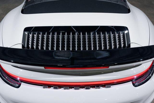 Photo of 2021 Chalk Porsche 911