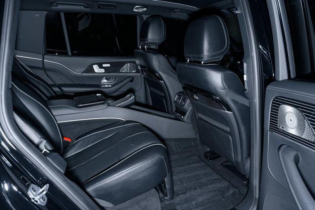Photo of 2023 Black Mercedes-Benz Maybach GLS 600
