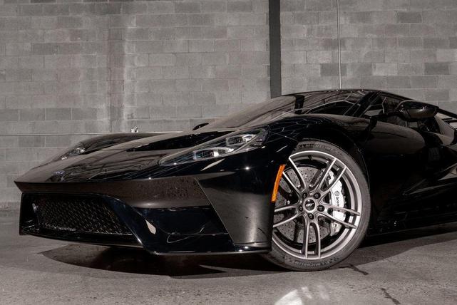 Photo of 2018 Black Ford GT