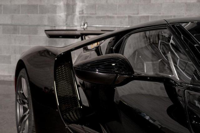 Photo of 2018 Black Ford GT