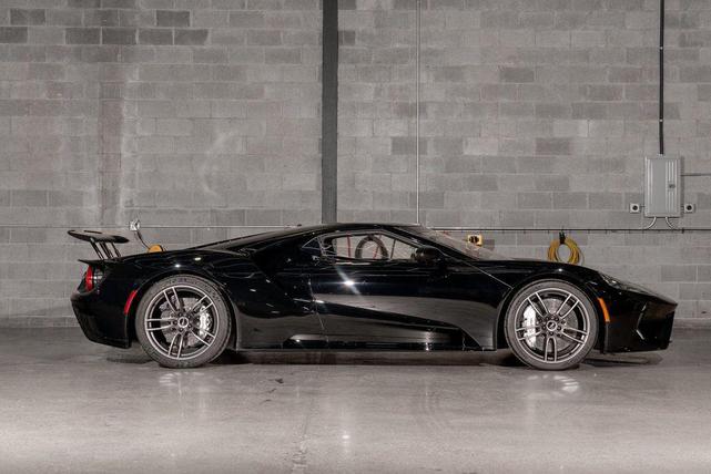 Photo of 2018 Black Ford GT