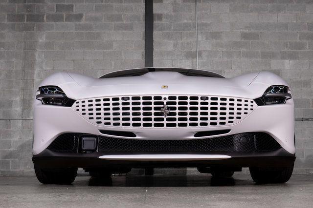 Photo of 2024 White Ferrari Roma Spider