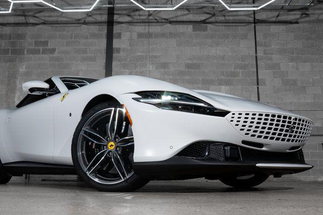 Photo of 2024 White Ferrari Roma Spider