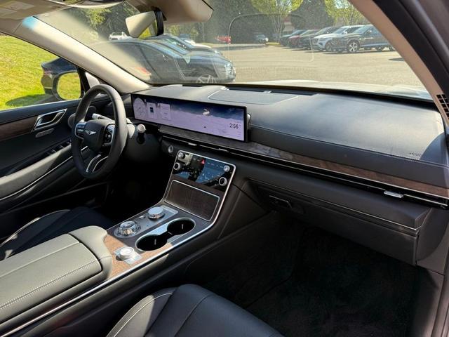 Photo of 2025 Savile Silver Genesis GV80