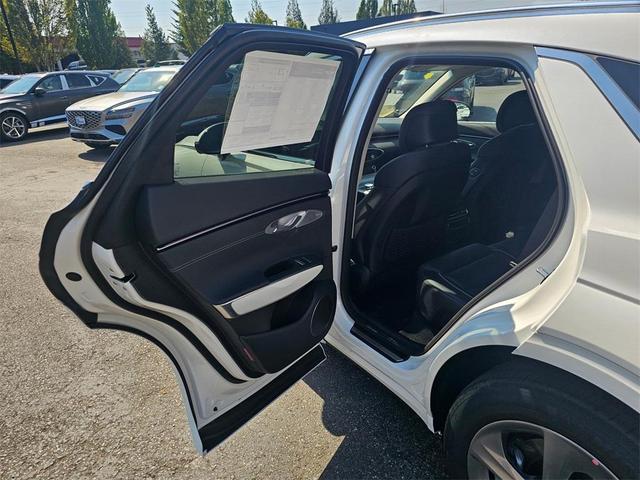 Photo of 2026 Uyuni White Genesis GV70
