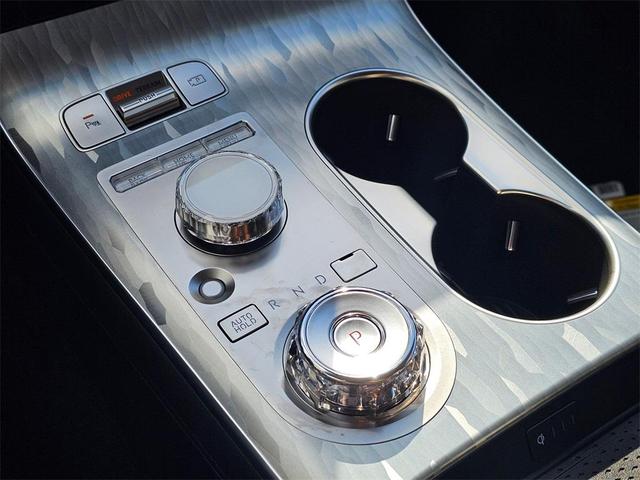 Photo of 2026 Uyuni White Genesis Electrified GV70