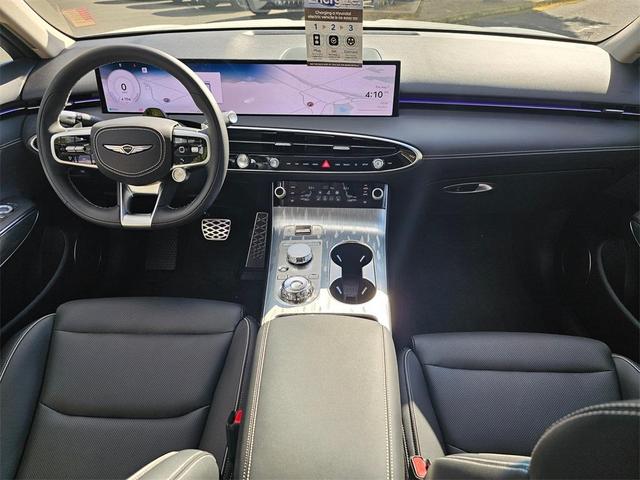 Photo of 2026 Uyuni White Genesis Electrified GV70