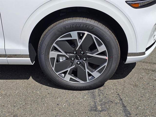 Photo of 2026 Alta White Genesis Electrified GV70