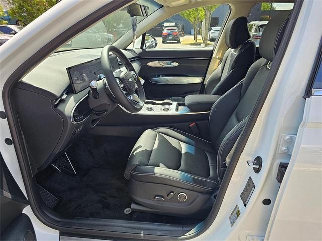 Photo of 2026 Alta White Genesis Electrified GV70