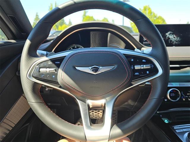Photo of 2024 Genesis G80