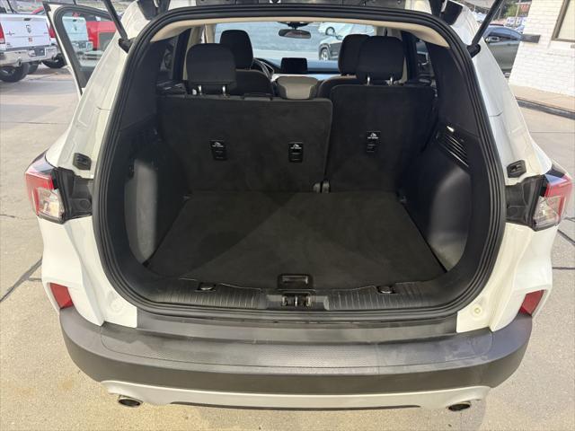 Photo of 2020 WHITE Ford Escape