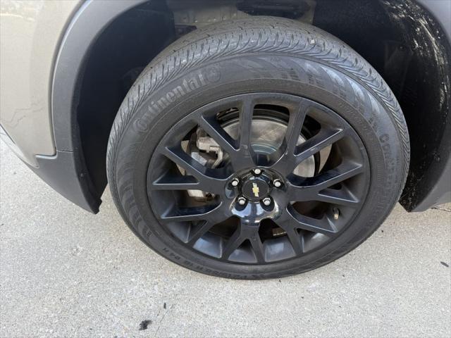 Photo of 2022 GOLD Chevrolet Trax