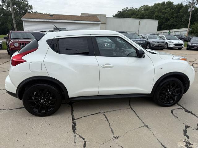 Photo of 2014 WHITE Nissan Juke