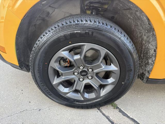 Photo of 2022 ORANGE Ford Maverick