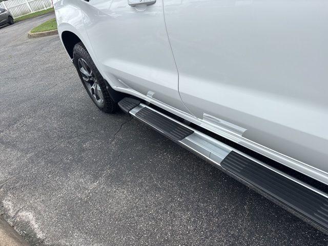 Photo of 2025 Summit White Chevrolet Silverado 1500