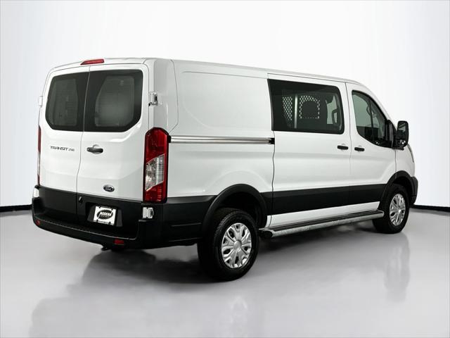 Photo of 2023 OXFORD WHITE Ford Transit-250