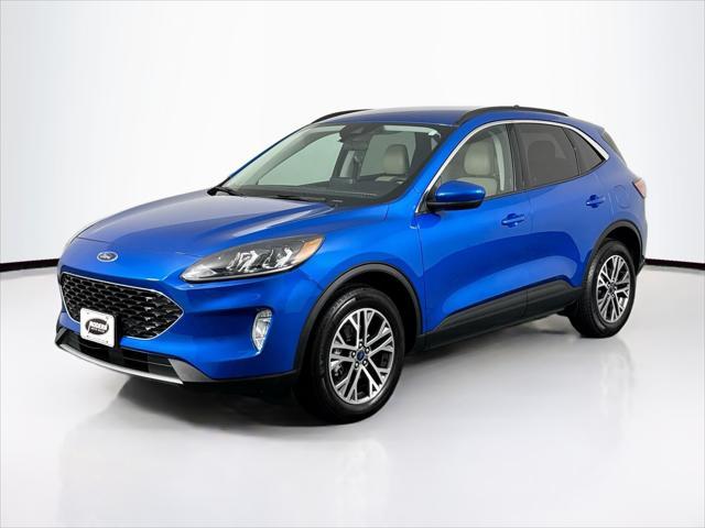Photo of 2021 VELOCITY BLUE METALLIC Ford Escape