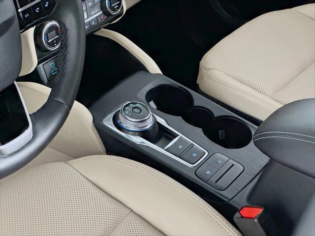 Photo of 2021 VELOCITY BLUE METALLIC Ford Escape