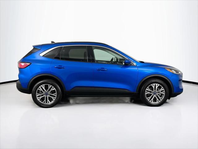 Photo of 2021 VELOCITY BLUE METALLIC Ford Escape