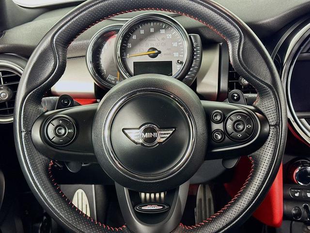 Photo of 2015 Electric Blue Metallic MINI Hardtop