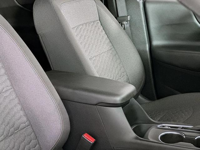 Photo of 2020 Mosaic Black Metallic Chevrolet Equinox