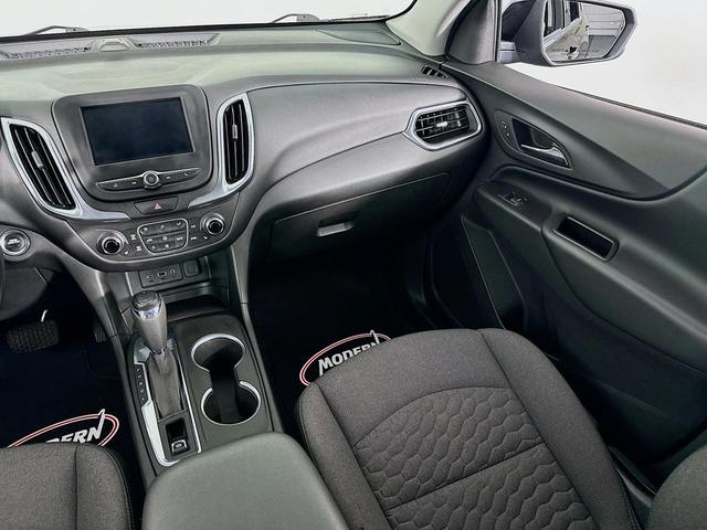 Photo of 2020 Mosaic Black Metallic Chevrolet Equinox