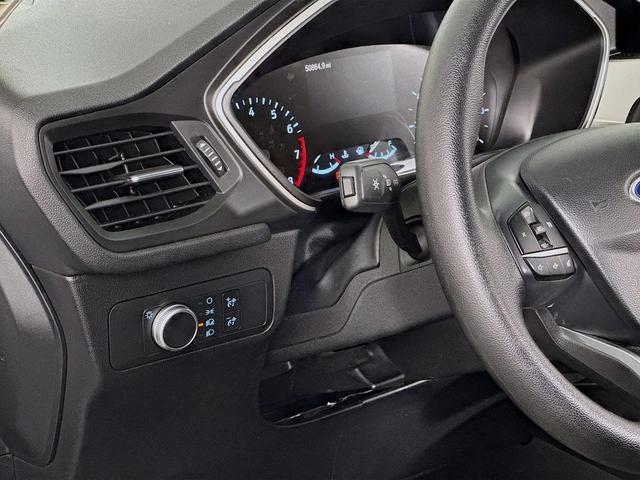 Photo of 2020 OXFORD WHITE Ford Escape
