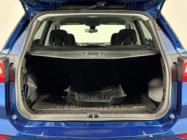Photo of 2020 Pacific Blue Metallic Chevrolet Equinox