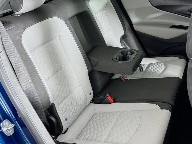 Photo of 2020 Pacific Blue Metallic Chevrolet Equinox