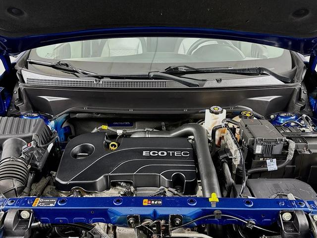 Photo of 2020 Pacific Blue Metallic Chevrolet Equinox