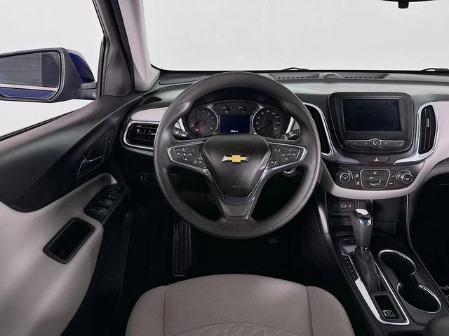 Photo of 2020 Pacific Blue Metallic Chevrolet Equinox
