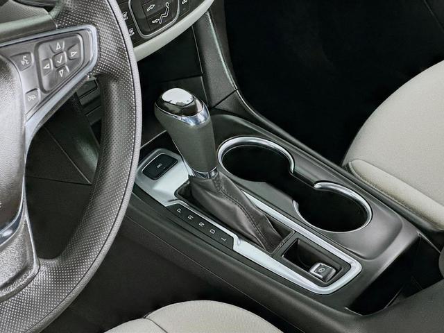 Photo of 2020 Pacific Blue Metallic Chevrolet Equinox