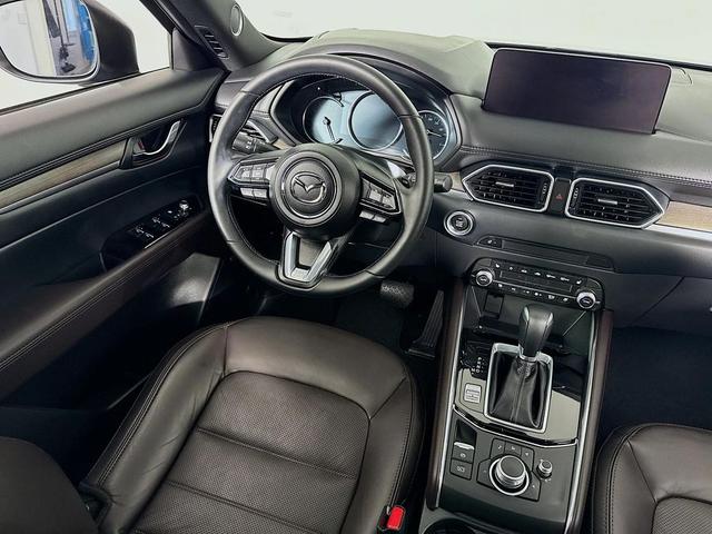 Photo of 2022 Jet Black Mica Mazda CX-5