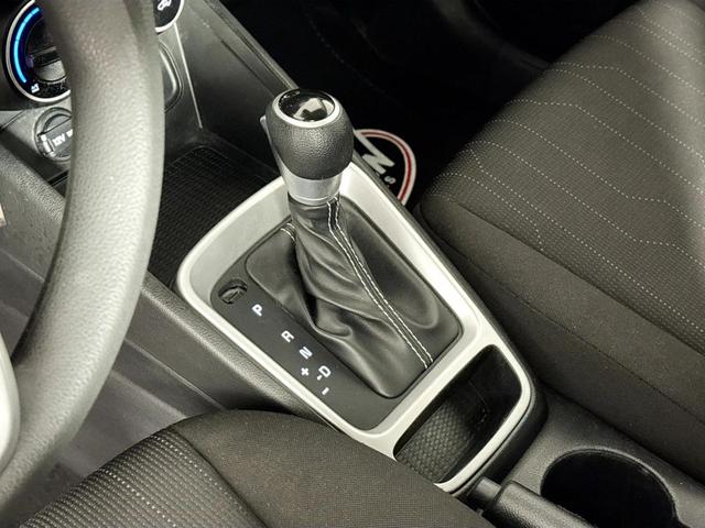 Photo of 2021 Ceramic White Hyundai VENUE