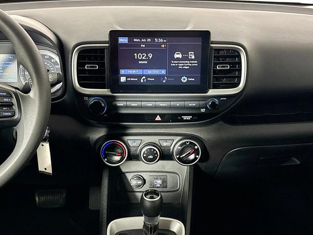 Photo of 2021 Ceramic White Hyundai VENUE