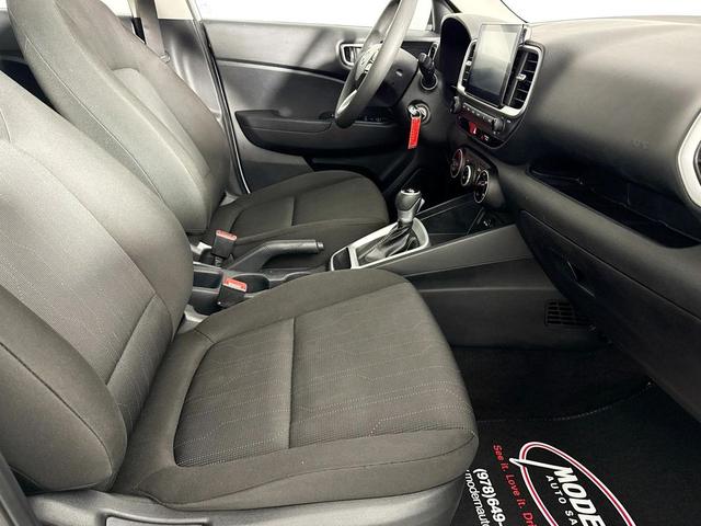 Photo of 2021 Ceramic White Hyundai VENUE