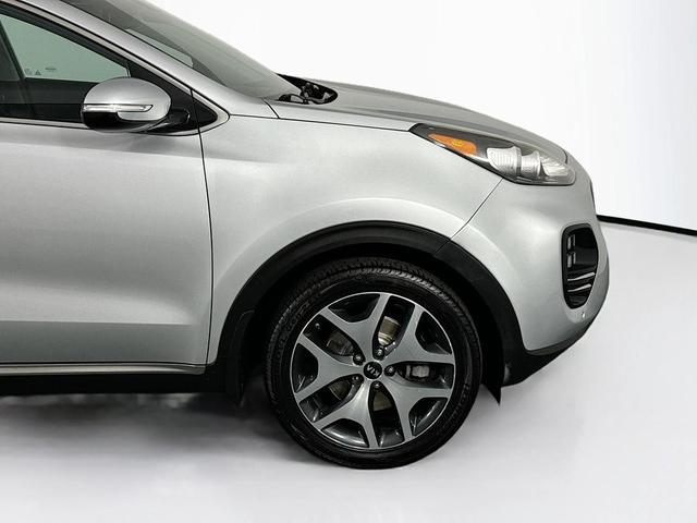 Photo of 2018 Sparkling Silver Kia Sportage