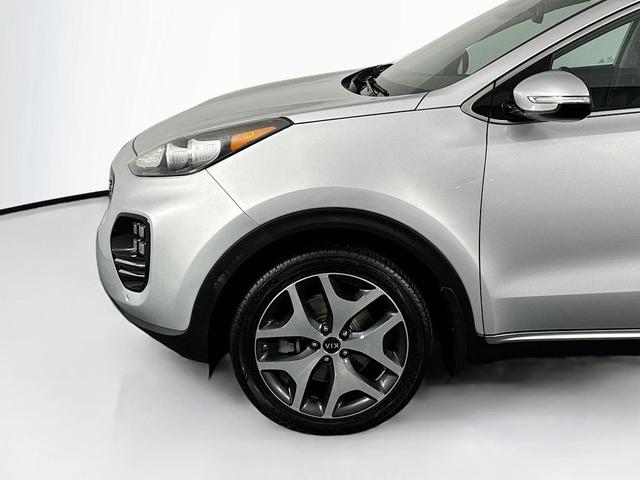 Photo of 2018 Sparkling Silver Kia Sportage