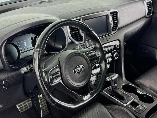Photo of 2018 Sparkling Silver Kia Sportage