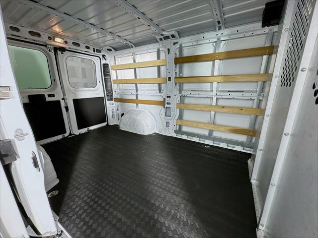 Photo of 2023 Bright White Clearcoat RAM ProMaster 2500